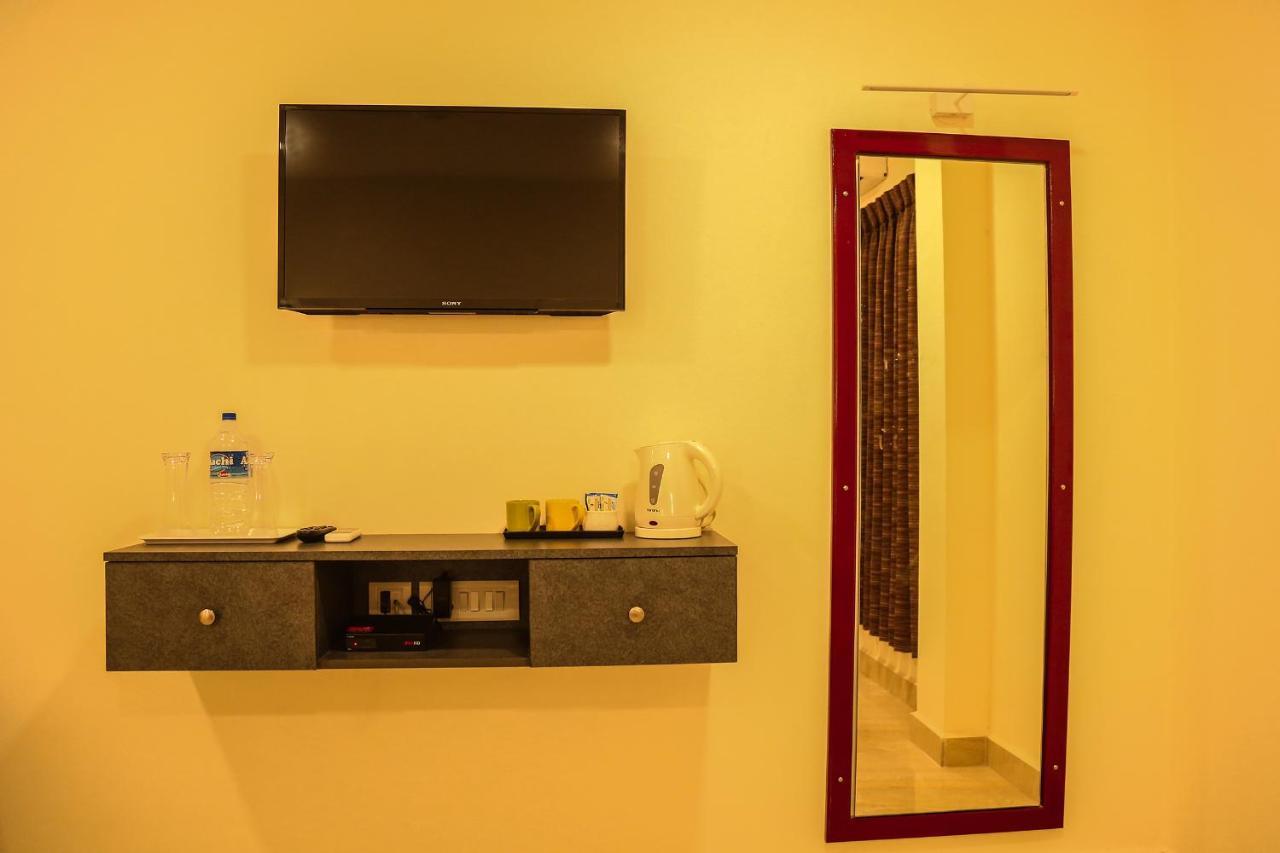 Hotel Sera Grand Chennai Extérieur photo
